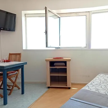 Lumineux 2 Pers A La Rochelle Avec Parking Proche - Fr-1-551-31 Apartment